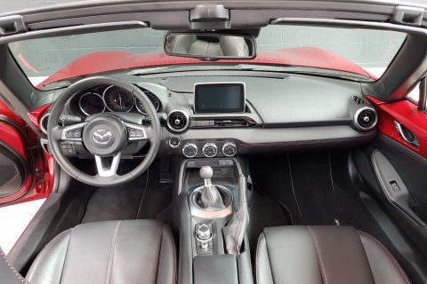 Mazda MX-5 1.5i Skydrive