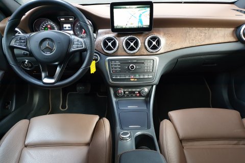 Mercedes GLA250 4Matic