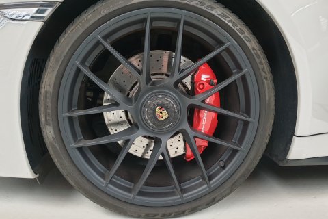 Porsche 911 991.2 Carrera 4 GTS PDK CABRIO