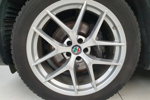 Alfa Romeo Stelvio 2.0 T AWD Q4