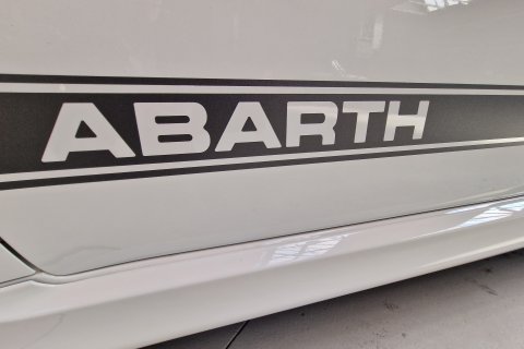 Abarth 595C Competizione 1.4 T-Jet