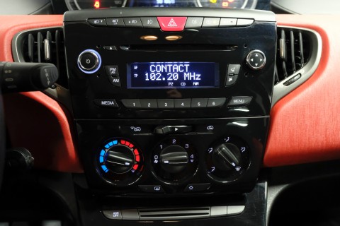 Lancia Ypsilon 1,3JTD*USB*Bluetooth*