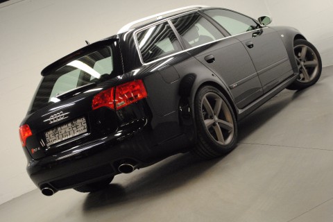 Audi RS4 4.2i V8 40v Quattro 420cv