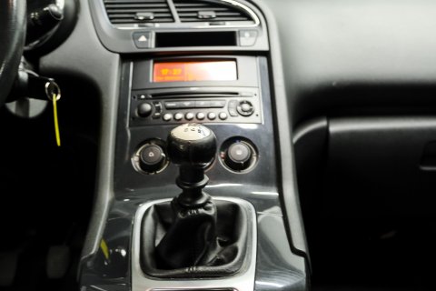 Peugeot 5008 1.6 HDi Premium FAP*7PLACES*CLIM*