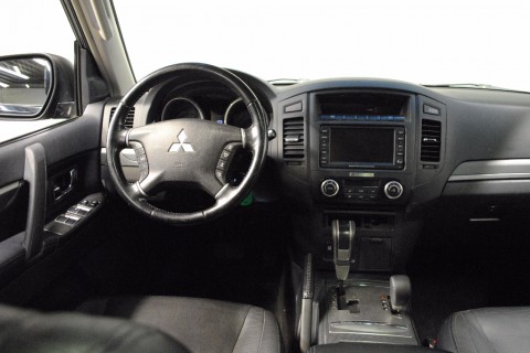Mitsubishi Pajero 3.2 DI-D Invite 170cv